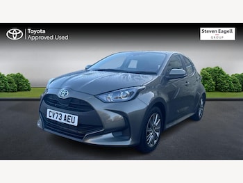 Used Toyota Yaris 2024 for sale - 76855917: Photo