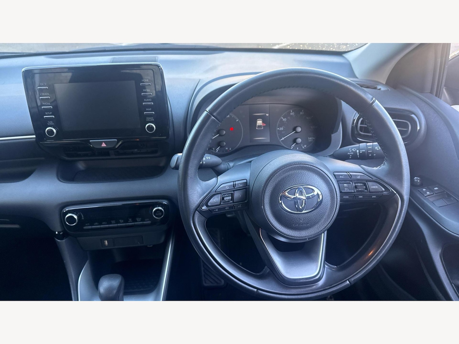 Used Toyota Yaris 2024 for sale - 76855917: Photo 8
