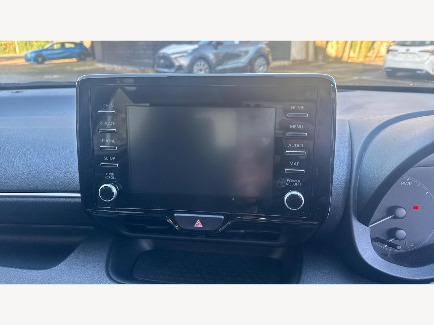 Used Toyota Yaris 2024 for sale - 76855917: Photo 9