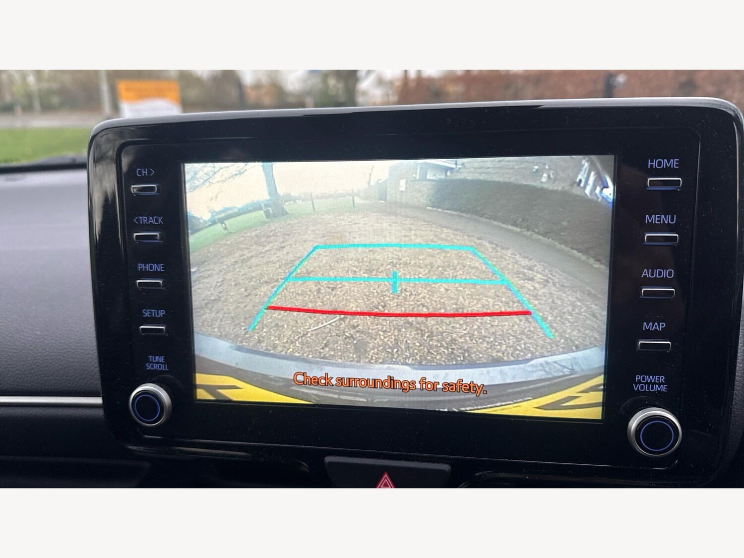 Used Toyota Yaris for sale - 77925330: Photo 26