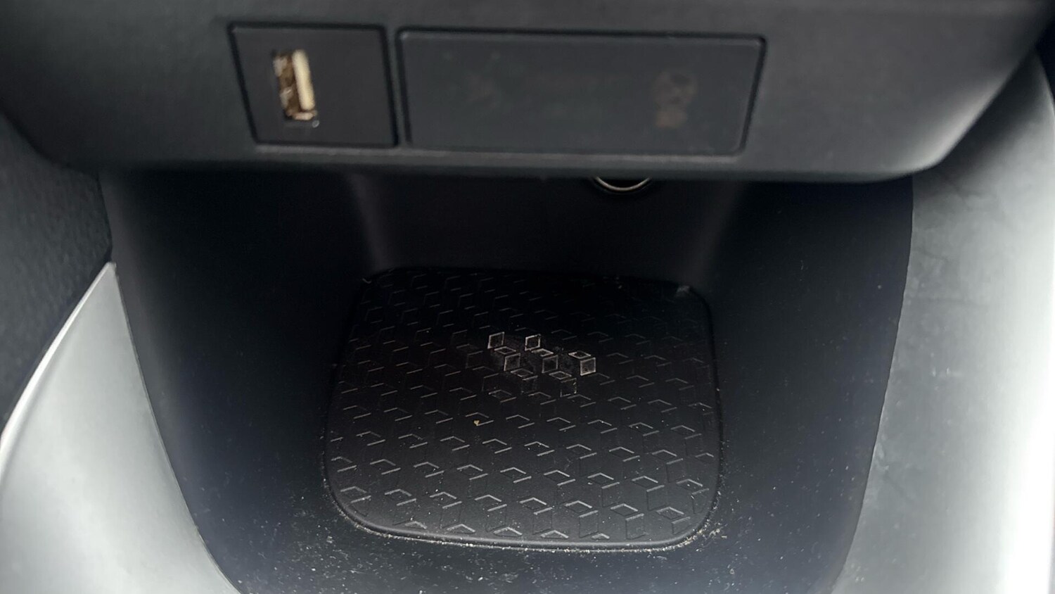 Used Toyota Yaris for sale - 77925330: Photo 36