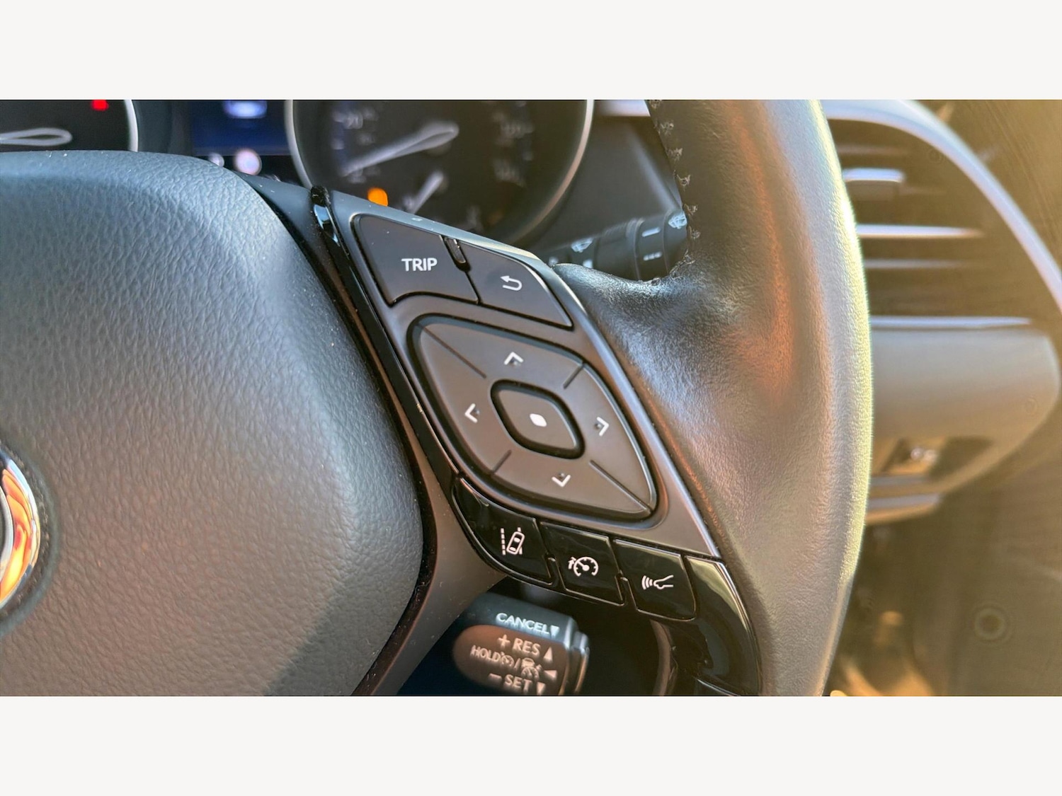 Used Toyota C-HR 2022 for sale - 77120470: Photo 24