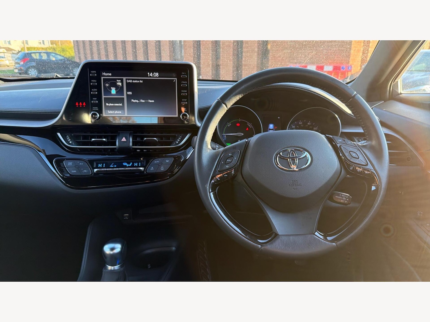 Used Toyota C-HR 2022 for sale - 77120470: Photo 8