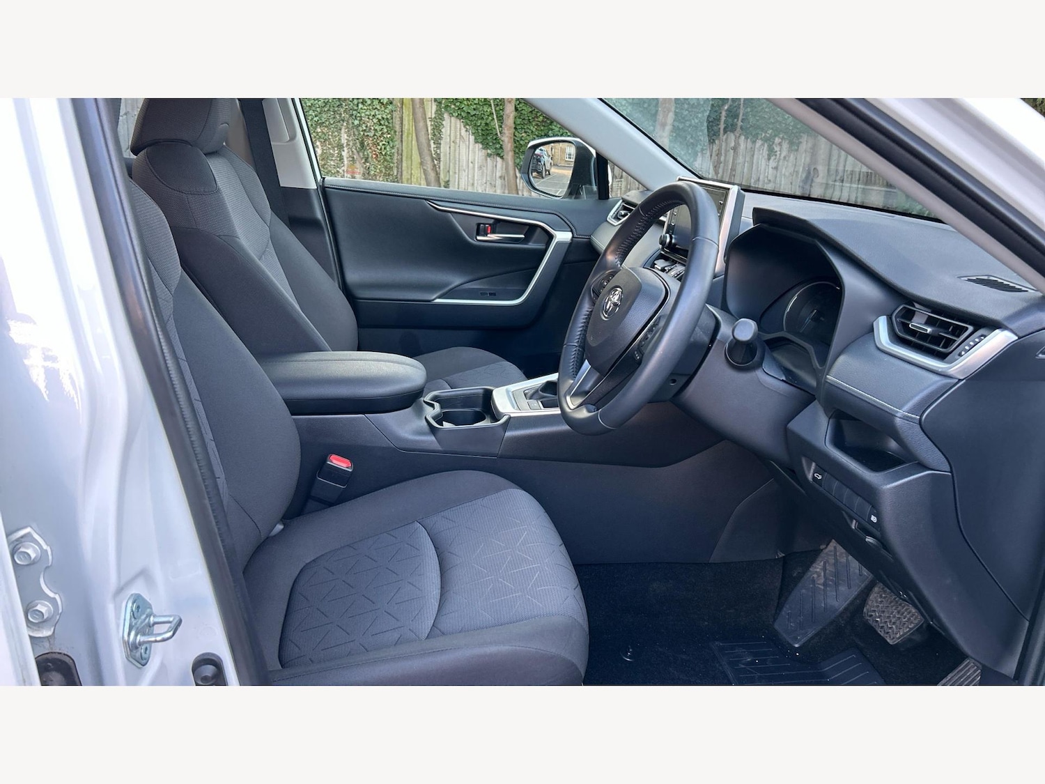 Used Toyota RAV4 2021 for sale - 77440220: Photo 13