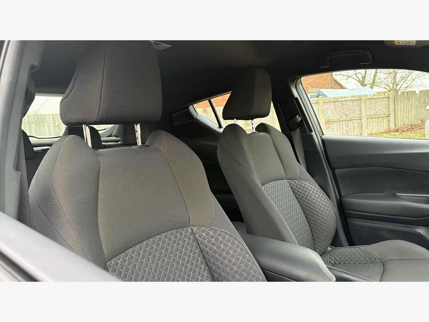 Used Toyota C-HR 2022 for sale - 77377022: Photo 22