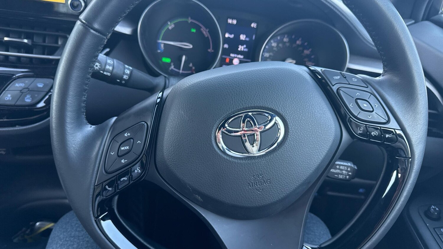 Used Toyota C-HR 2022 for sale - 77377022: Photo 36