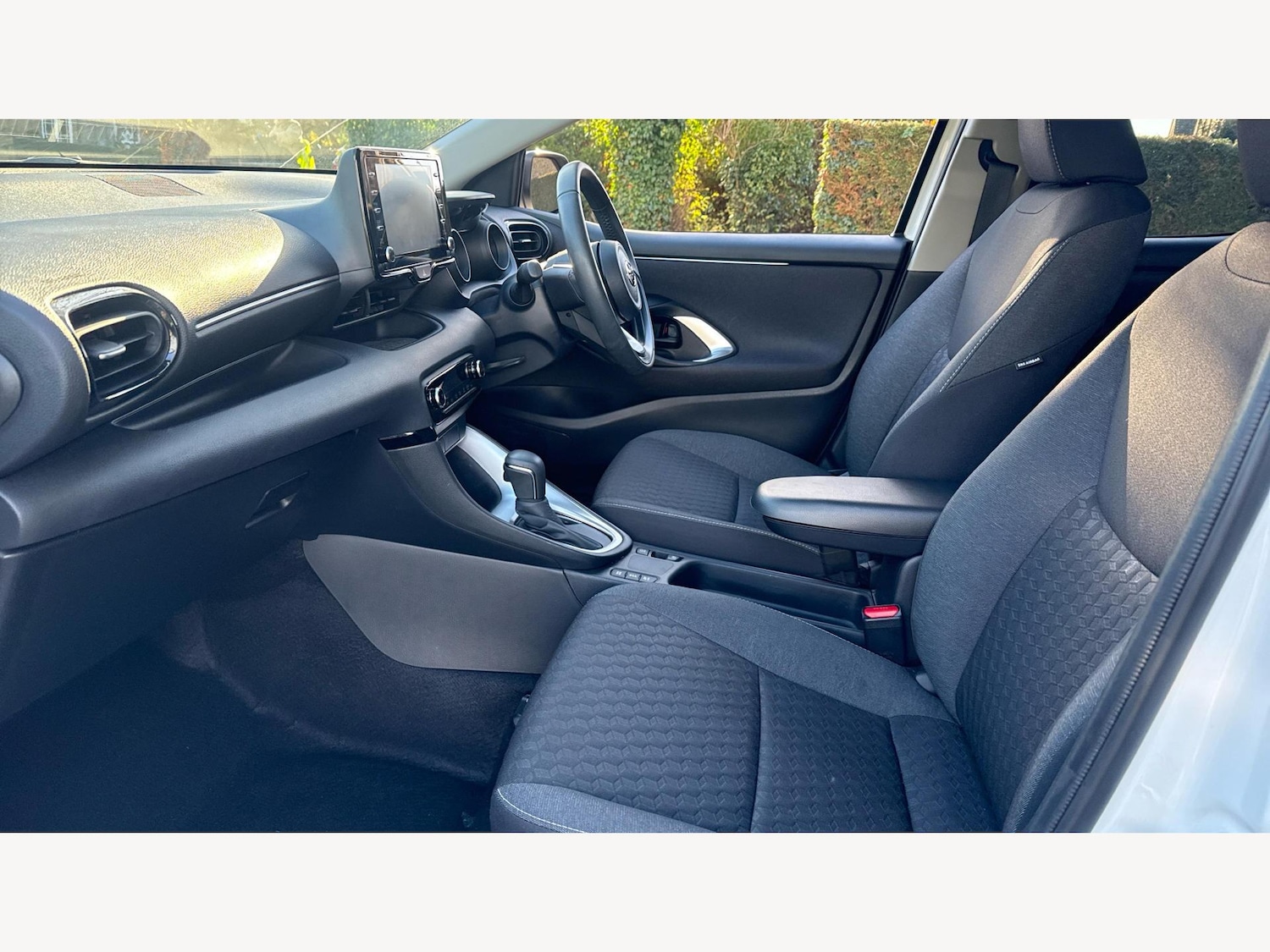 Used Toyota Yaris 2023 for sale - 76645522: Photo 12