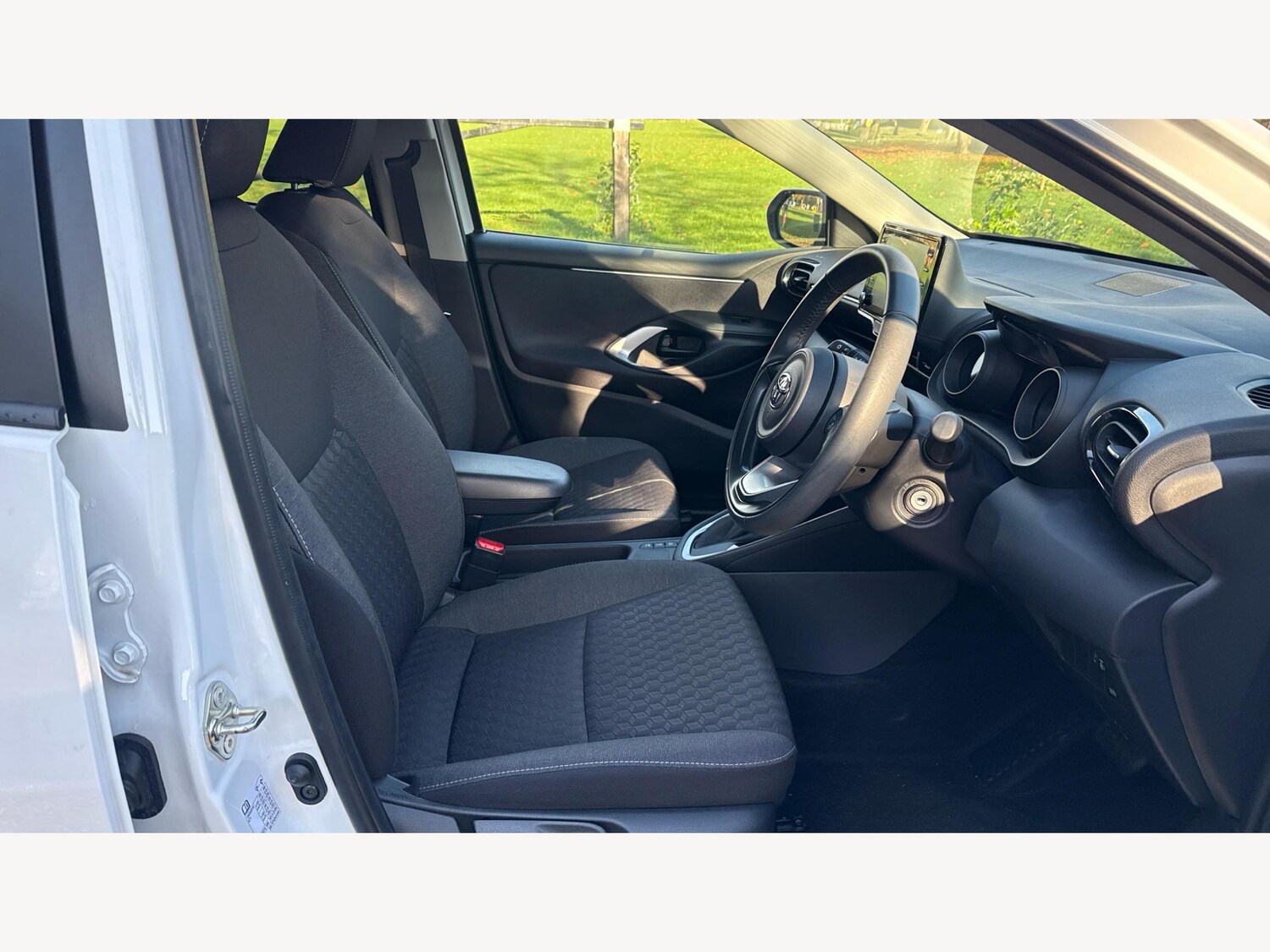 Used Toyota Yaris 2023 for sale - 76645522: Photo 13