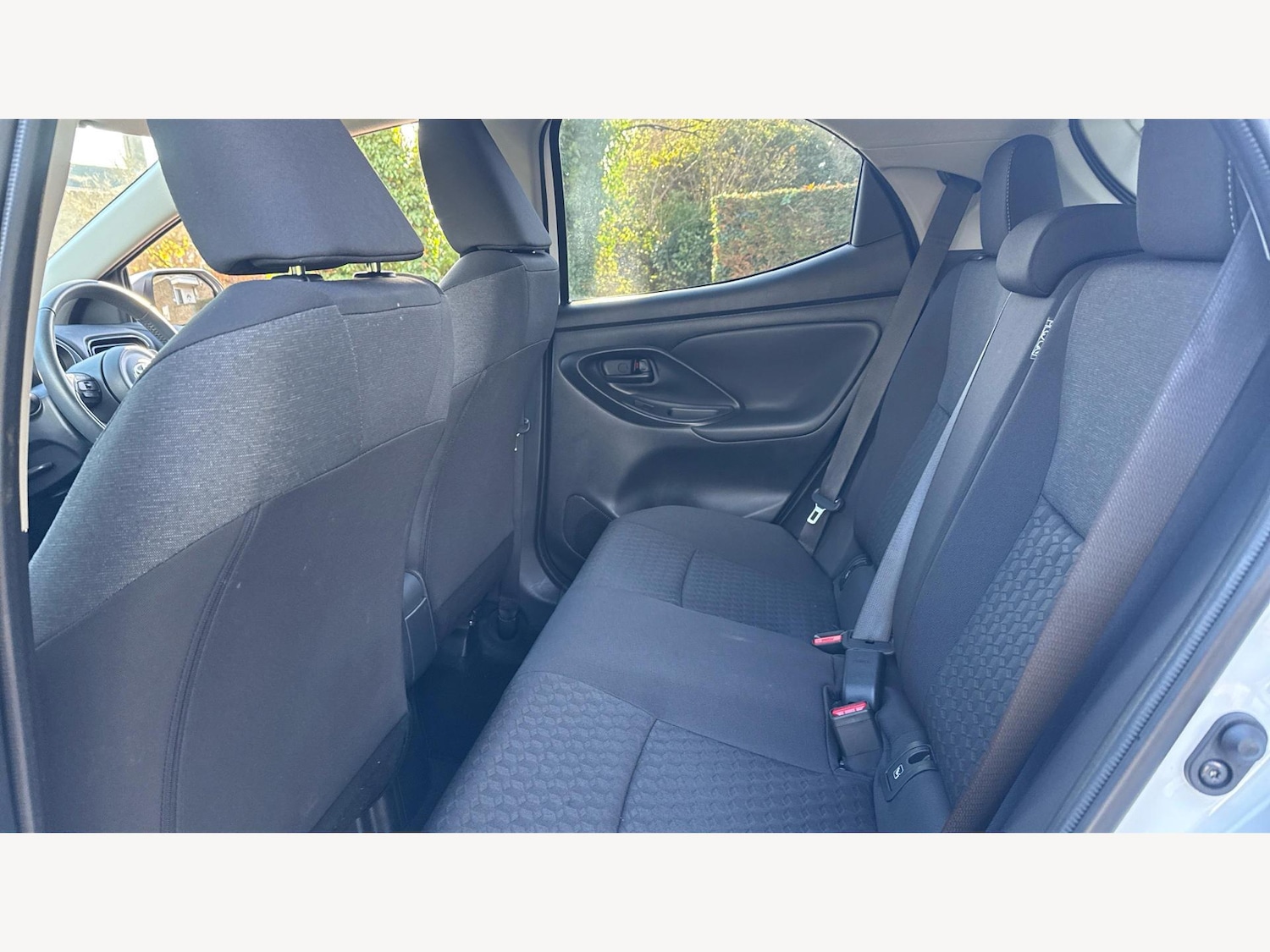 Used Toyota Yaris 2023 for sale - 76645522: Photo 15