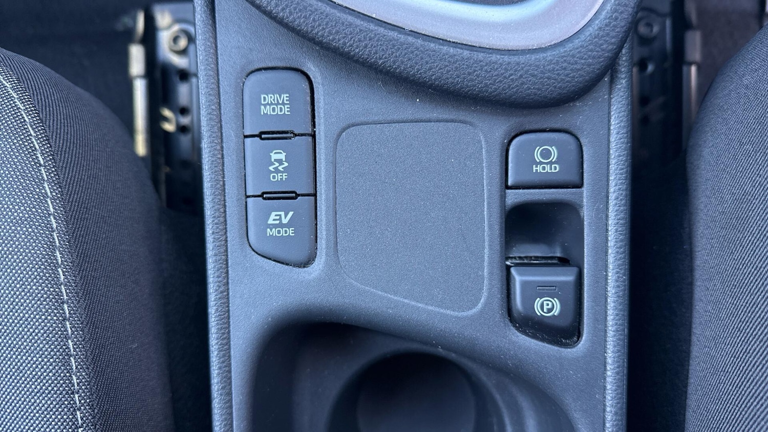 Used Toyota Yaris 2023 for sale - 76645522: Photo 37