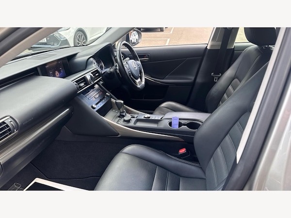 Used Lexus IS 2018 for sale - 75756342: Photo 12
