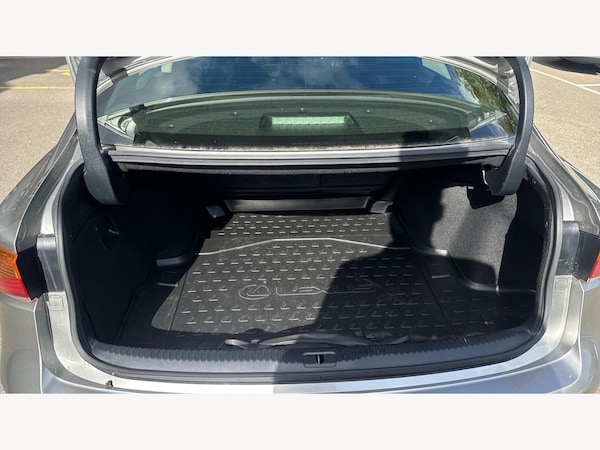 Used Lexus IS 2018 for sale - 75756342: Photo 16