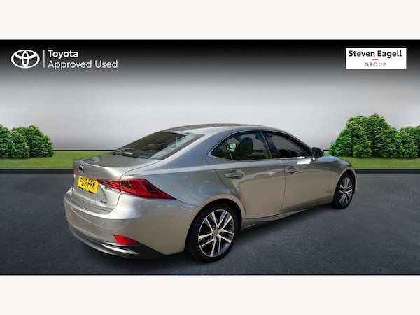 Used Lexus IS 2018 for sale - 75756342: Photo 2