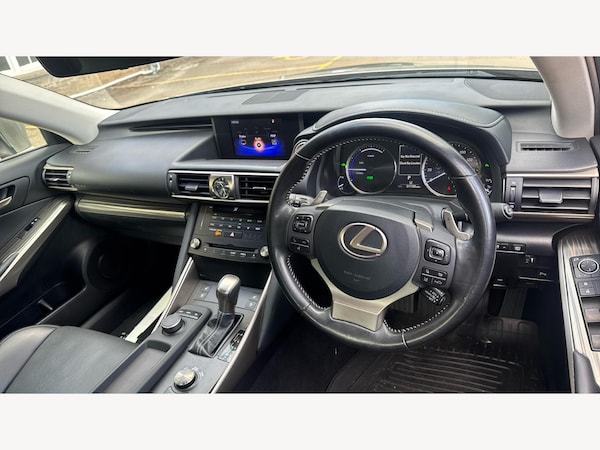 Used Lexus IS 2018 for sale - 75756342: Photo 8