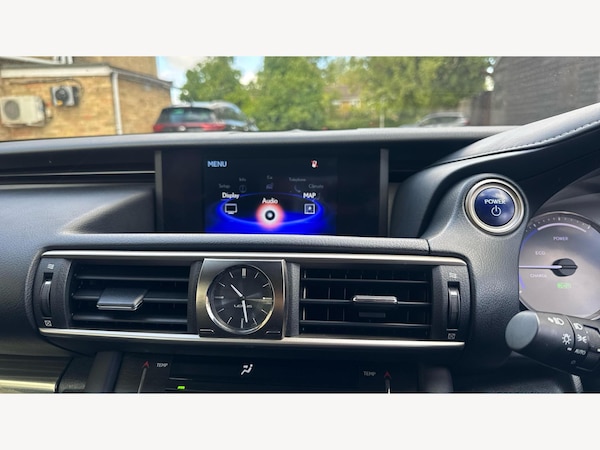 Used Lexus IS 2018 for sale - 75756342: Photo 9
