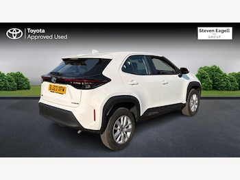 Used Toyota Yaris Cross 2023 for sale - 79396264: Photo