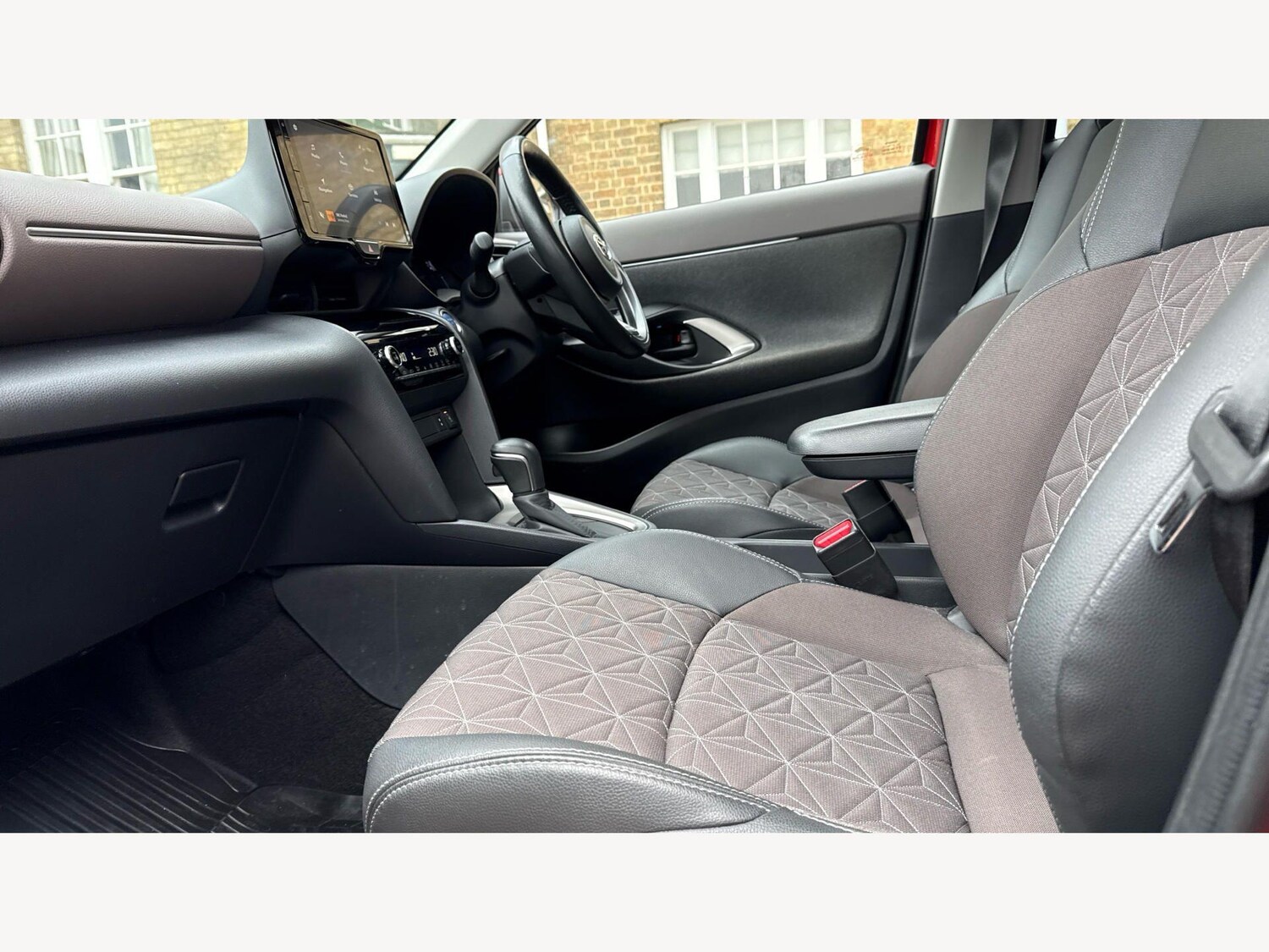 Used Toyota Yaris Cross for sale - 77807644: Photo 12