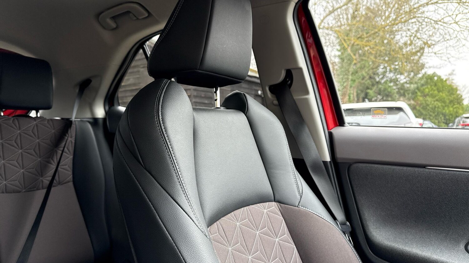 Used Toyota Yaris Cross for sale - 77807644: Photo 35