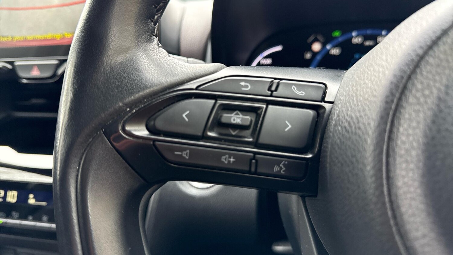 Used Toyota Yaris Cross for sale - 77807644: Photo 39