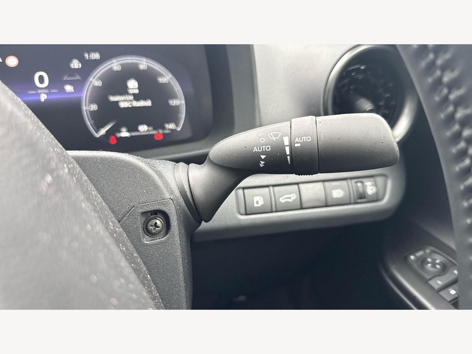 Used Toyota C-HR 2025 for sale - 78007467: Photo 24