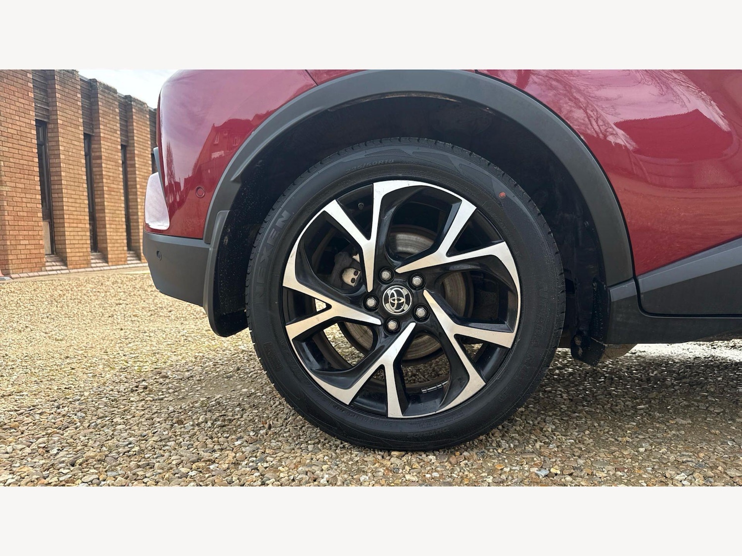 Used Toyota C-HR 2019 for sale - 77925854: Photo 20