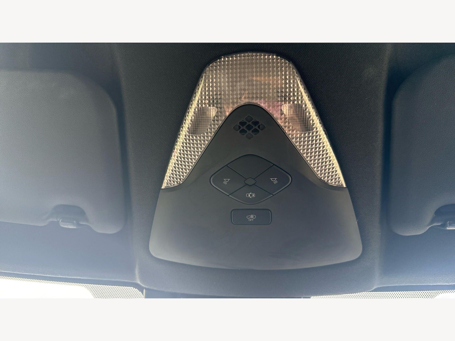 Used Toyota C-HR 2019 for sale - 77925854: Photo 28