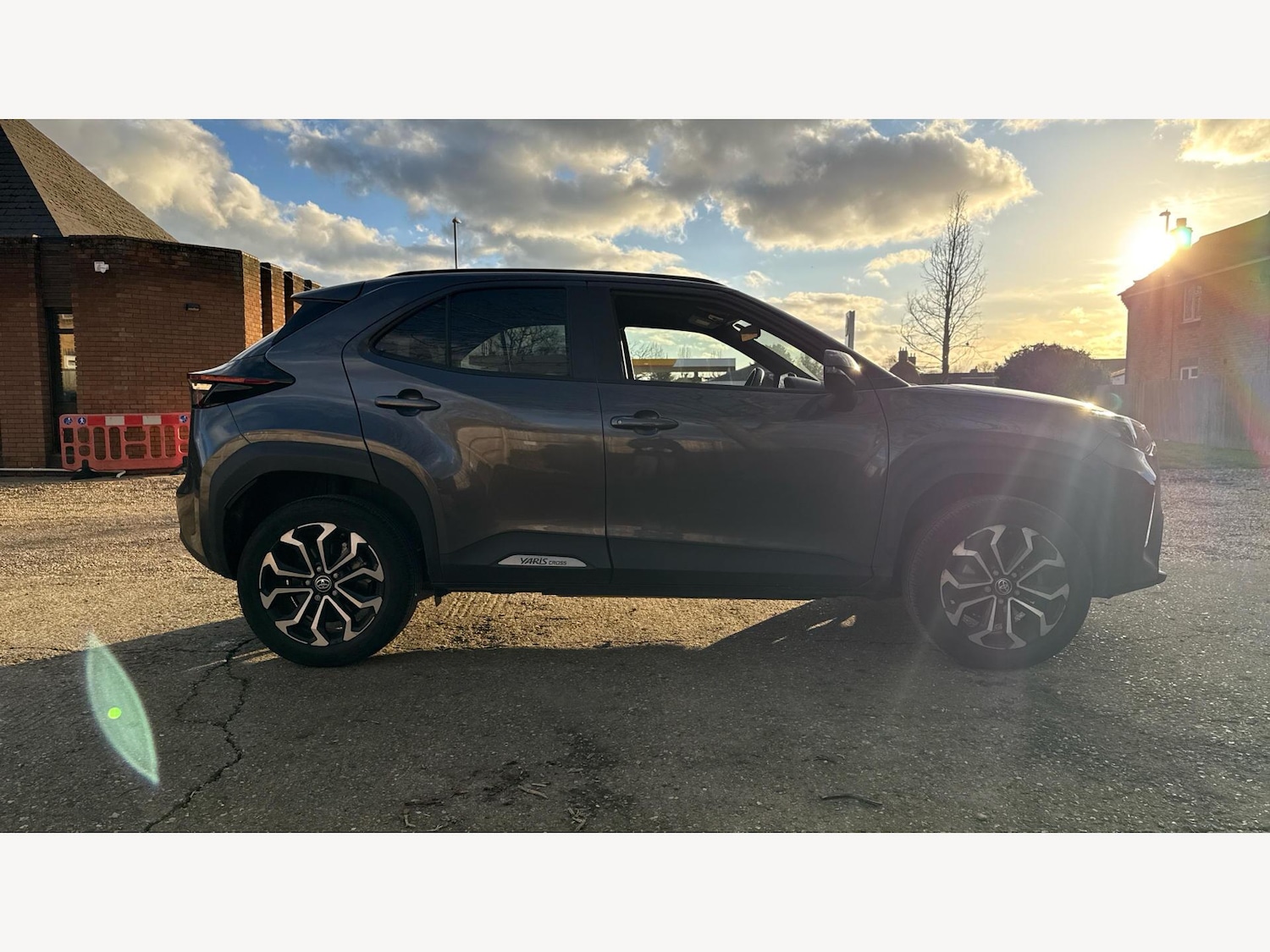 Used Toyota Yaris Cross 2024 for sale - 77412250: Photo 18