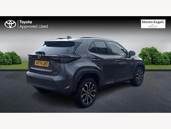 Used Toyota Yaris Cross 2024 for sale - 77412250: Photo