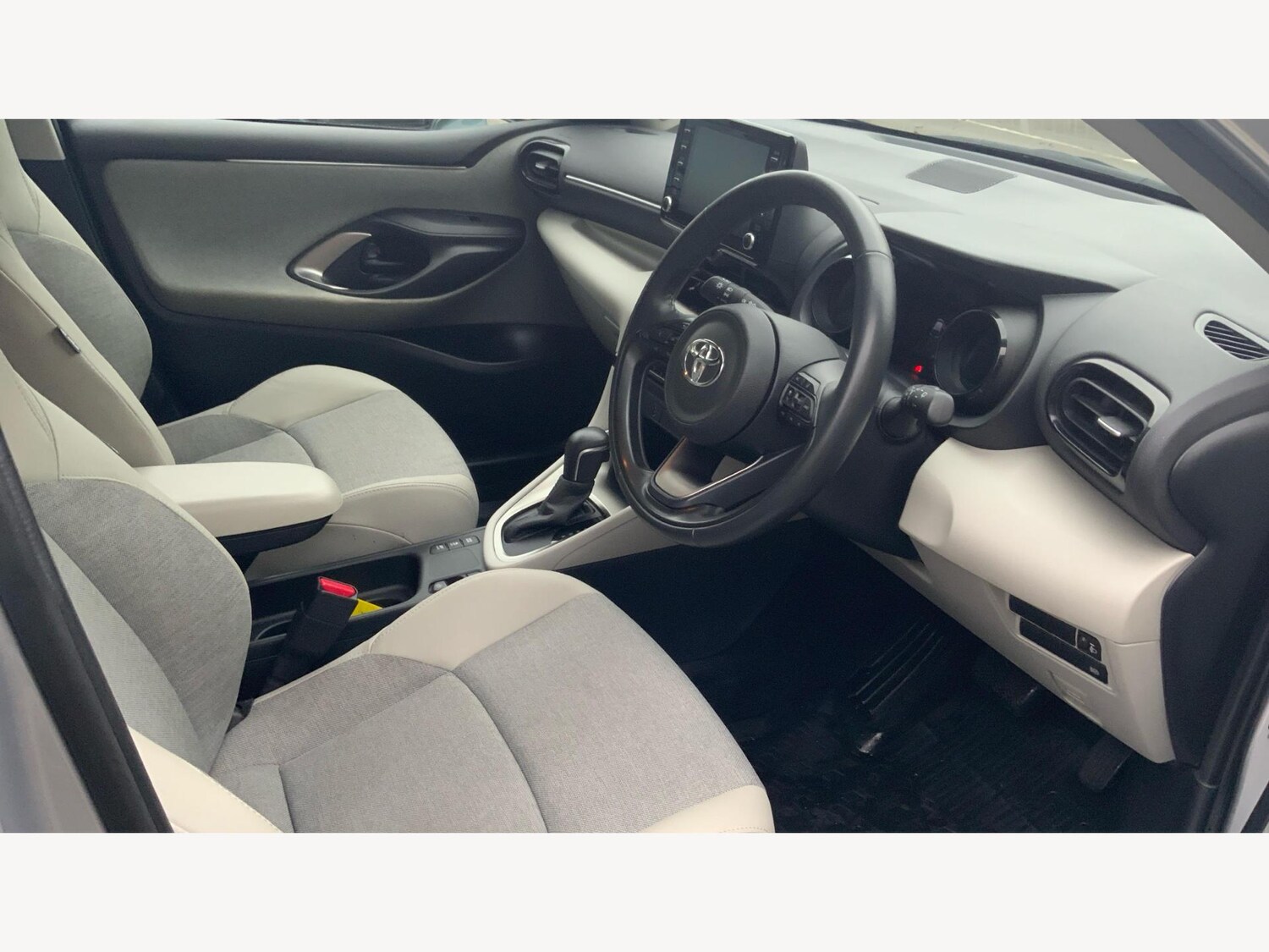 Used Toyota Yaris 2021 for sale - 77202446: Photo 13