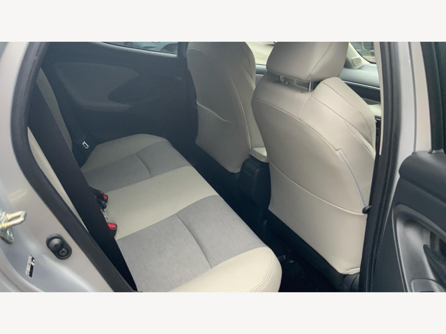 Used Toyota Yaris 2021 for sale - 77202446: Photo 14