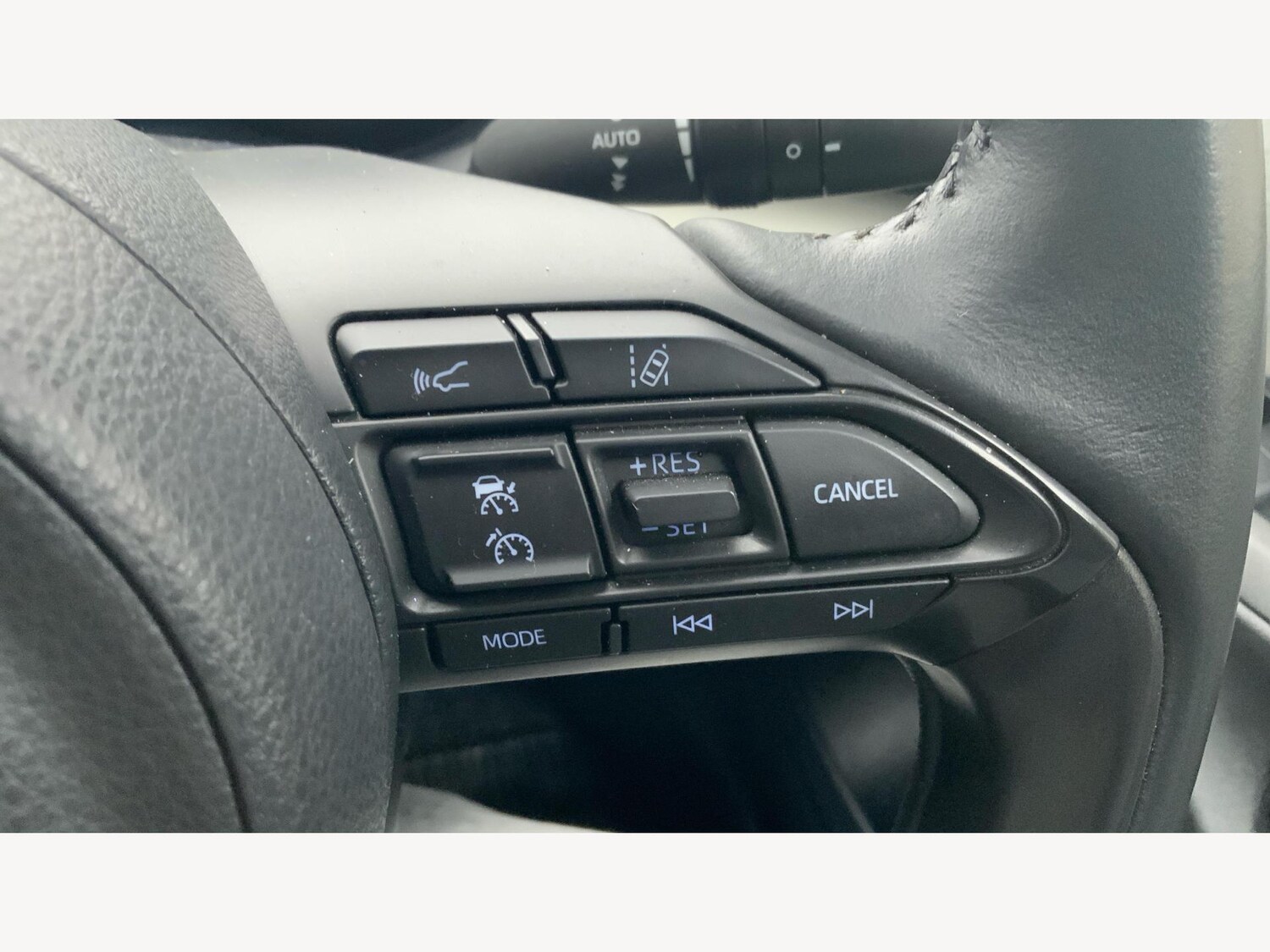 Used Toyota Yaris 2021 for sale - 77202446: Photo 27