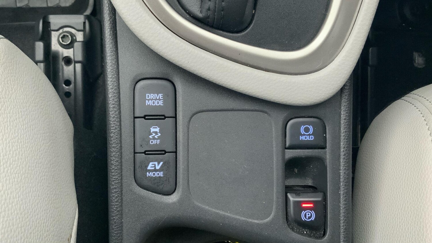 Used Toyota Yaris 2021 for sale - 77202446: Photo 34