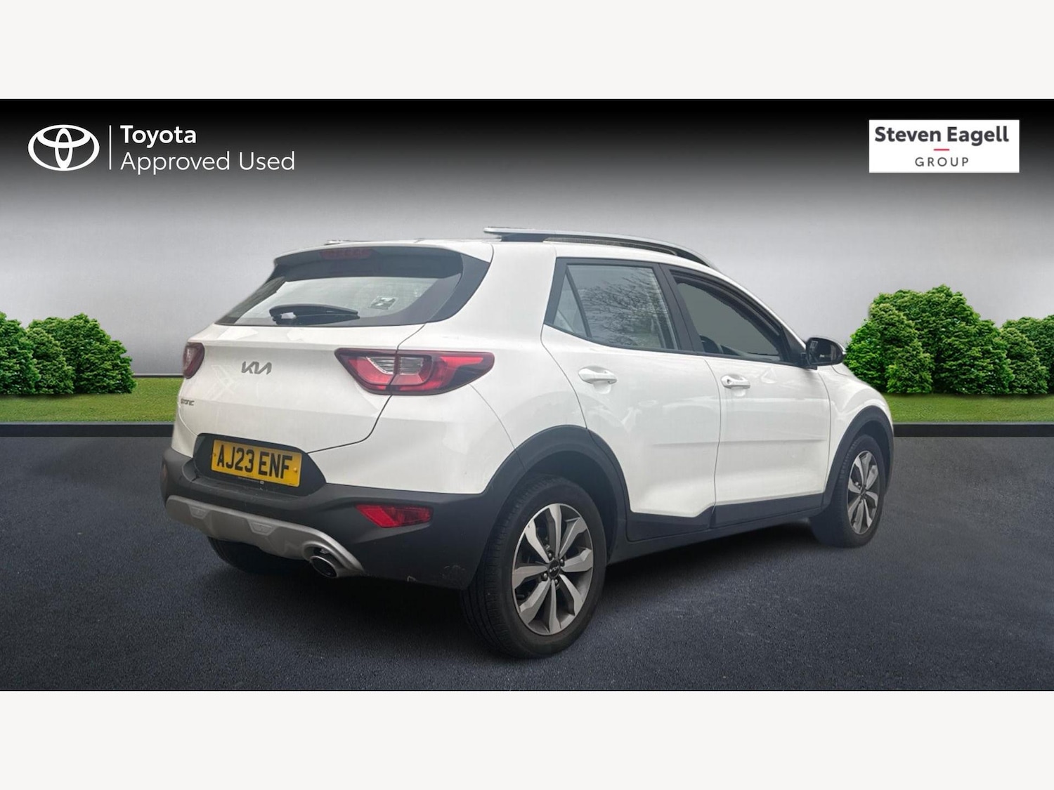 Used Kia Stonic 2023 for sale - 76781218: Photo 2