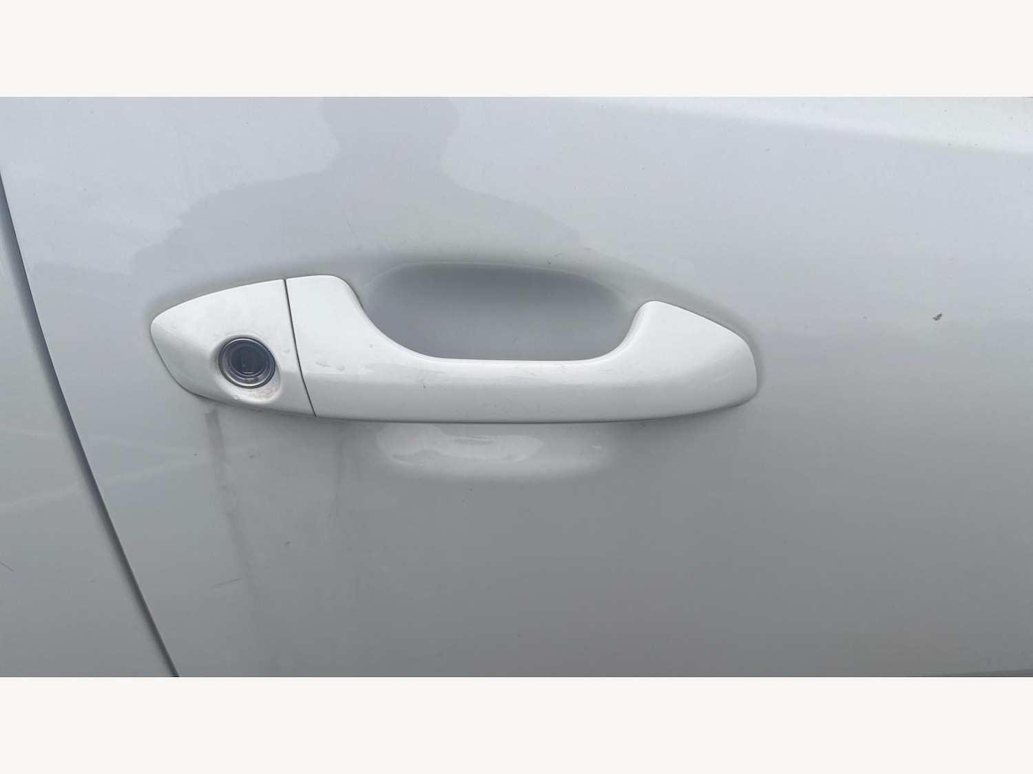 Used Kia Stonic 2023 for sale - 76781218: Photo 26