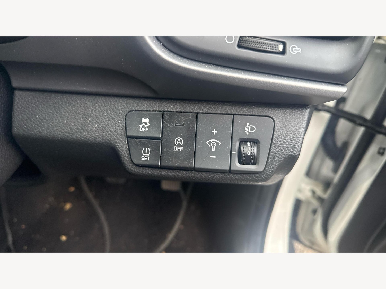 Used Kia Stonic 2023 for sale - 76781218: Photo 29