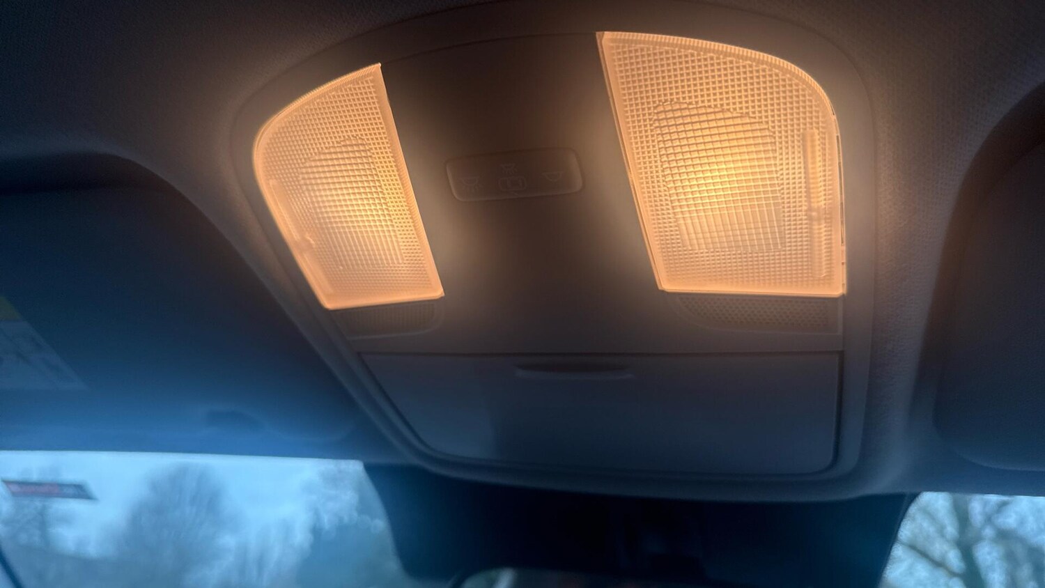 Used Kia Stonic 2023 for sale - 76781218: Photo 37