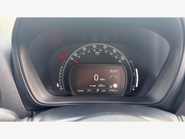 Used Toyota Aygo X 2023 for sale - 76247354: Photo 11