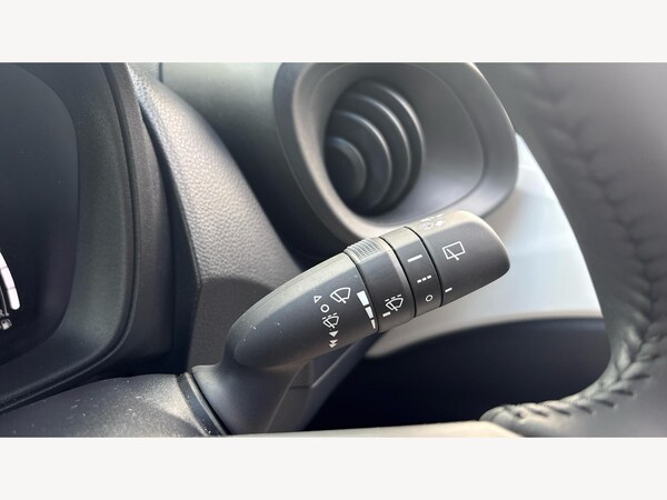 Used Toyota Aygo X 2023 for sale - 76247354: Photo 29