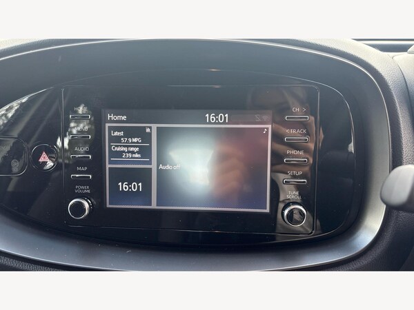 Used Toyota Aygo X 2023 for sale - 76247354: Photo 9