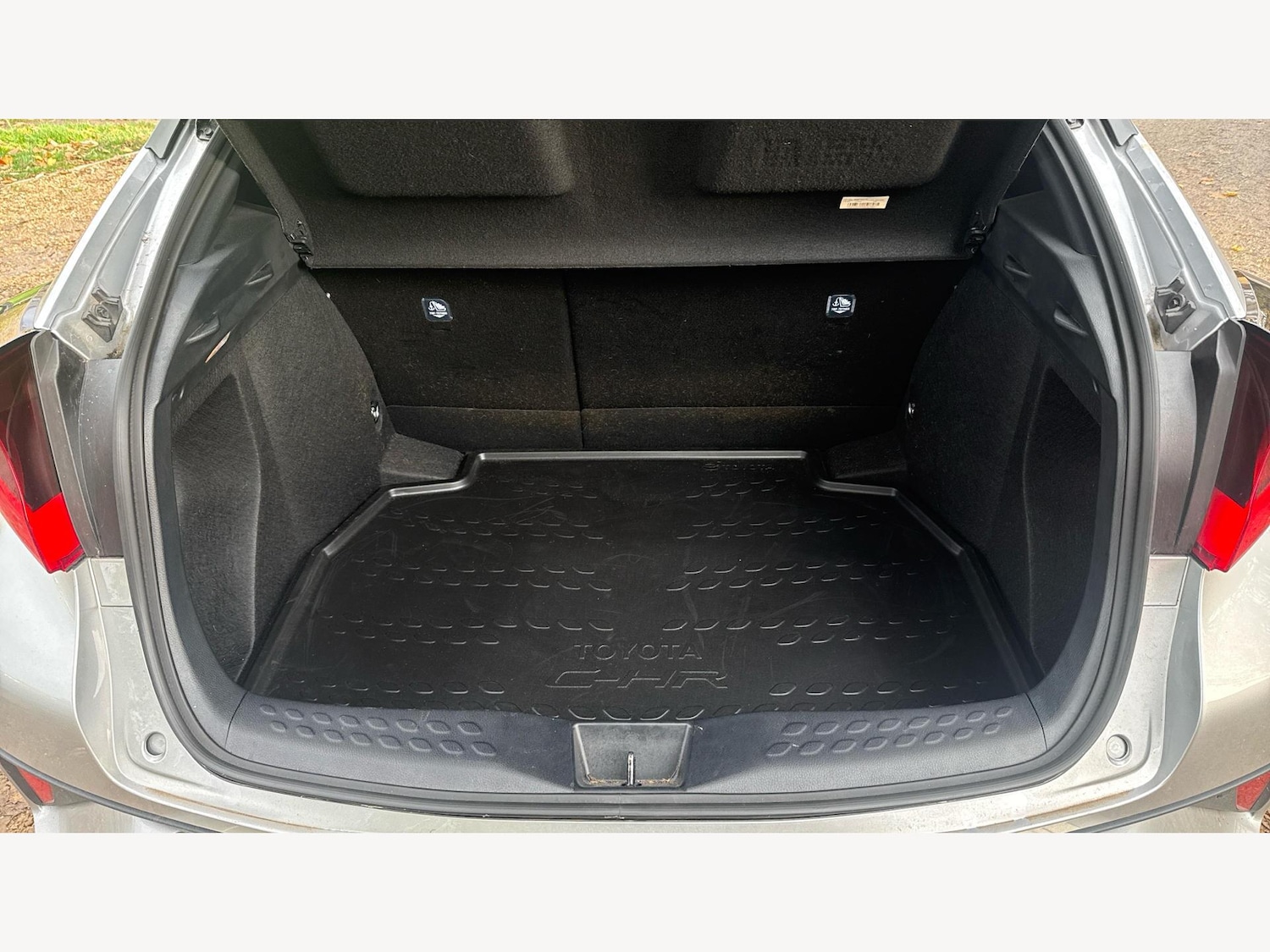 Used Toyota C-HR 2022 for sale - 76607429: Photo 16