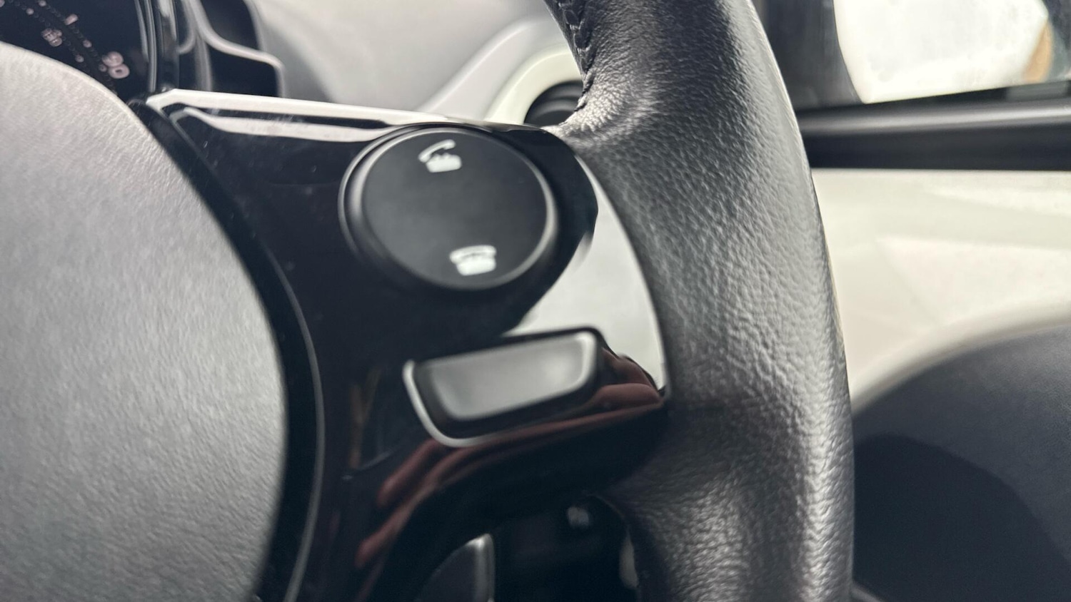 Used Toyota AYGO 2018 for sale - 77925858: Photo 39