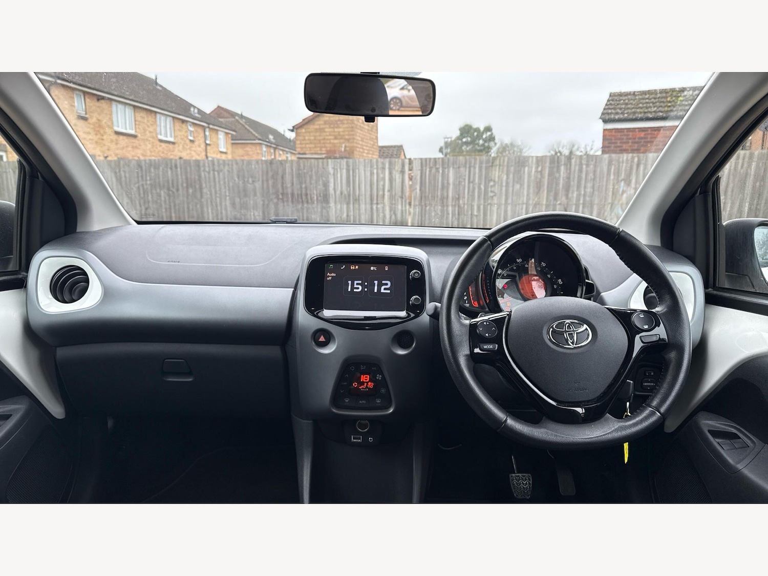 Used Toyota AYGO 2018 for sale - 77925858: Photo 7