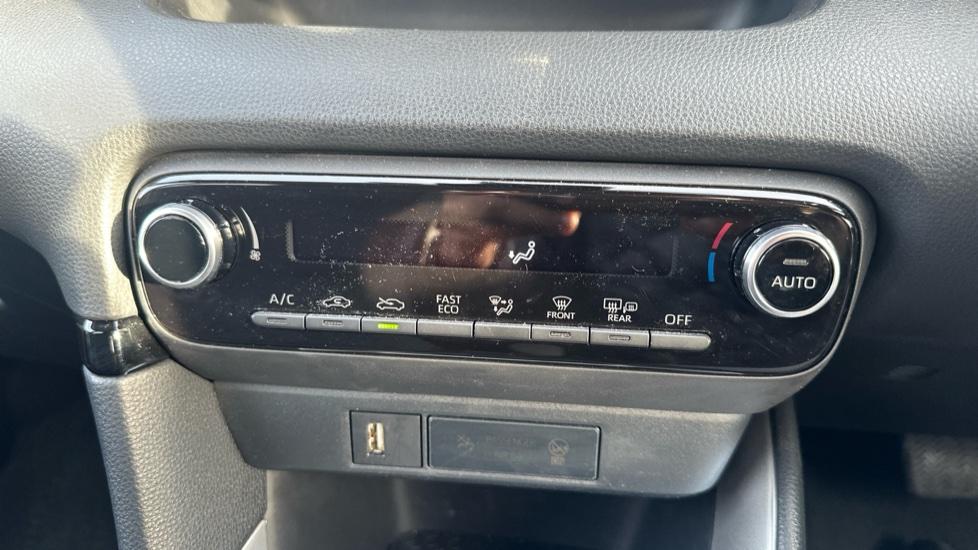 Used Toyota Yaris 2023 for sale - 76855871: Photo 23