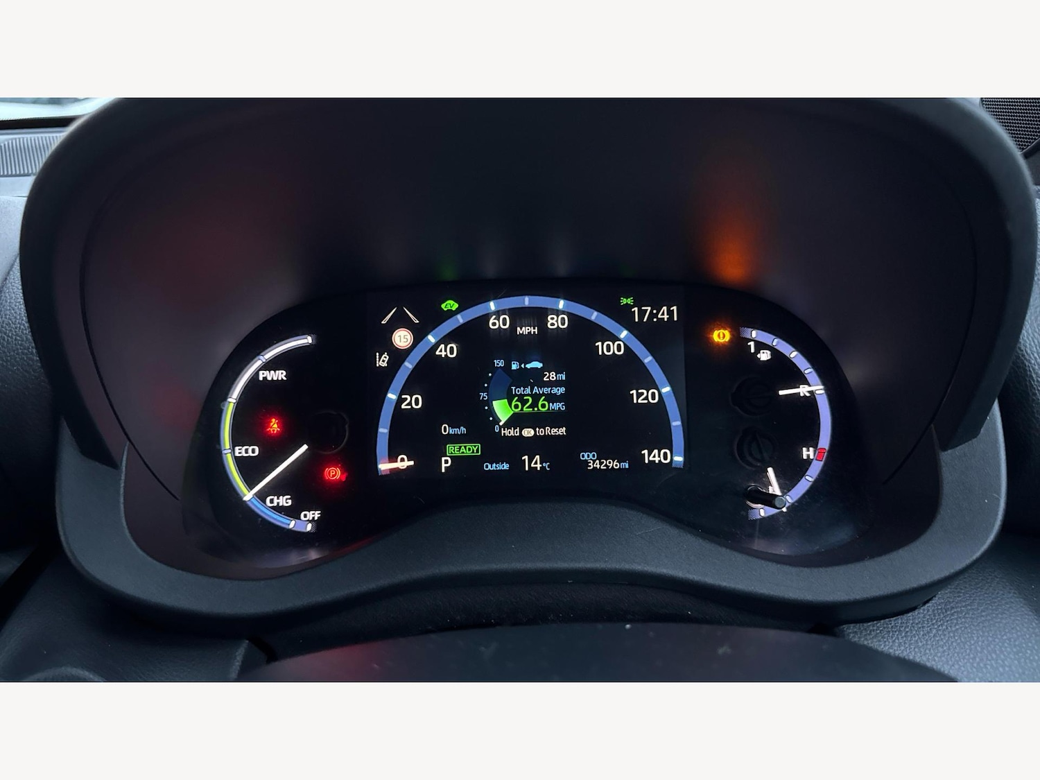 Used Toyota Yaris Cross 2024 for sale - 76388334: Photo 11