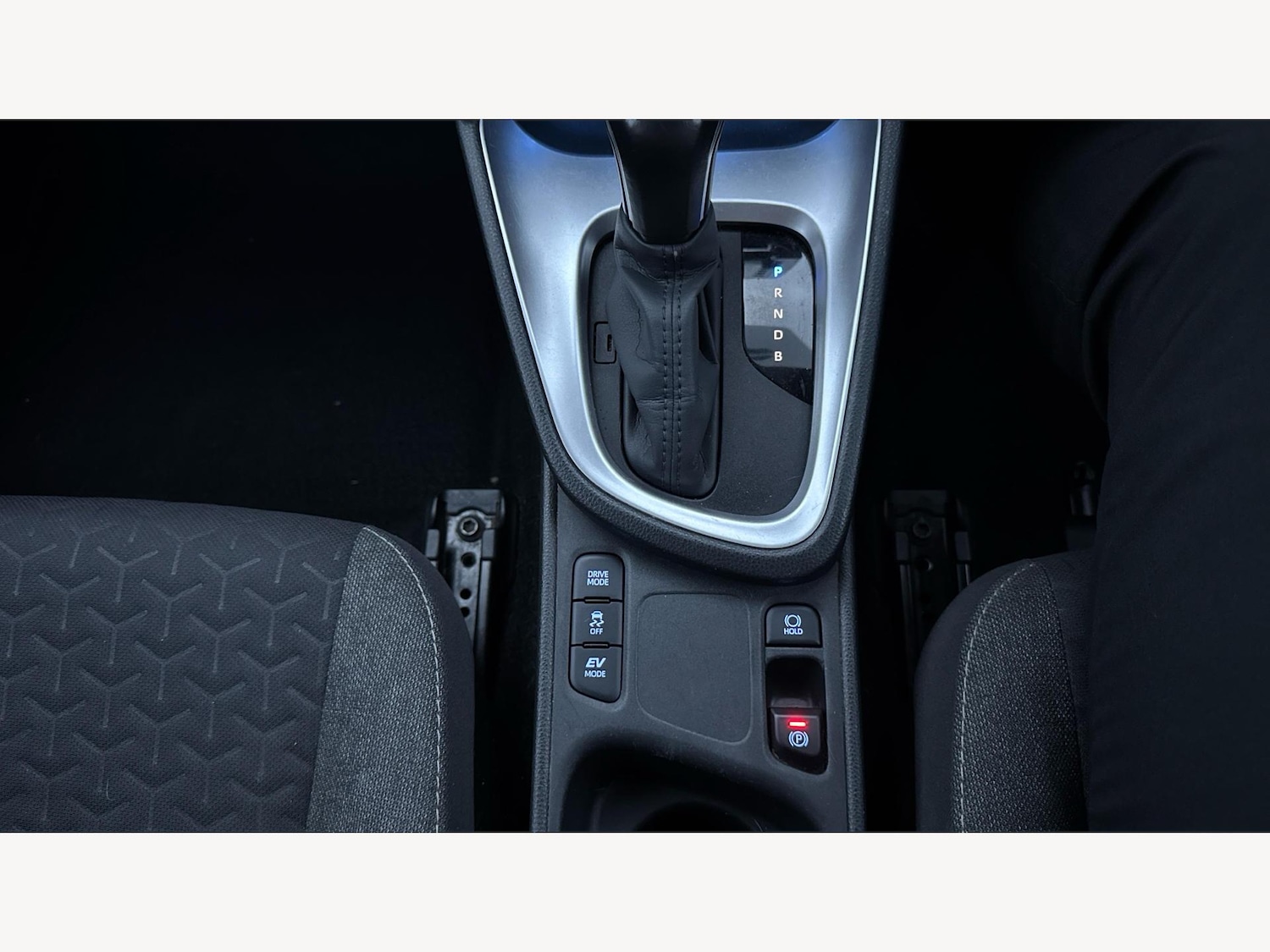 Used Toyota Yaris Cross 2024 for sale - 76388334: Photo 25