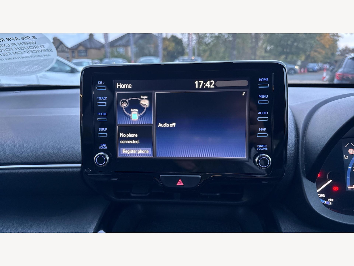 Used Toyota Yaris Cross 2024 for sale - 76388334: Photo 9