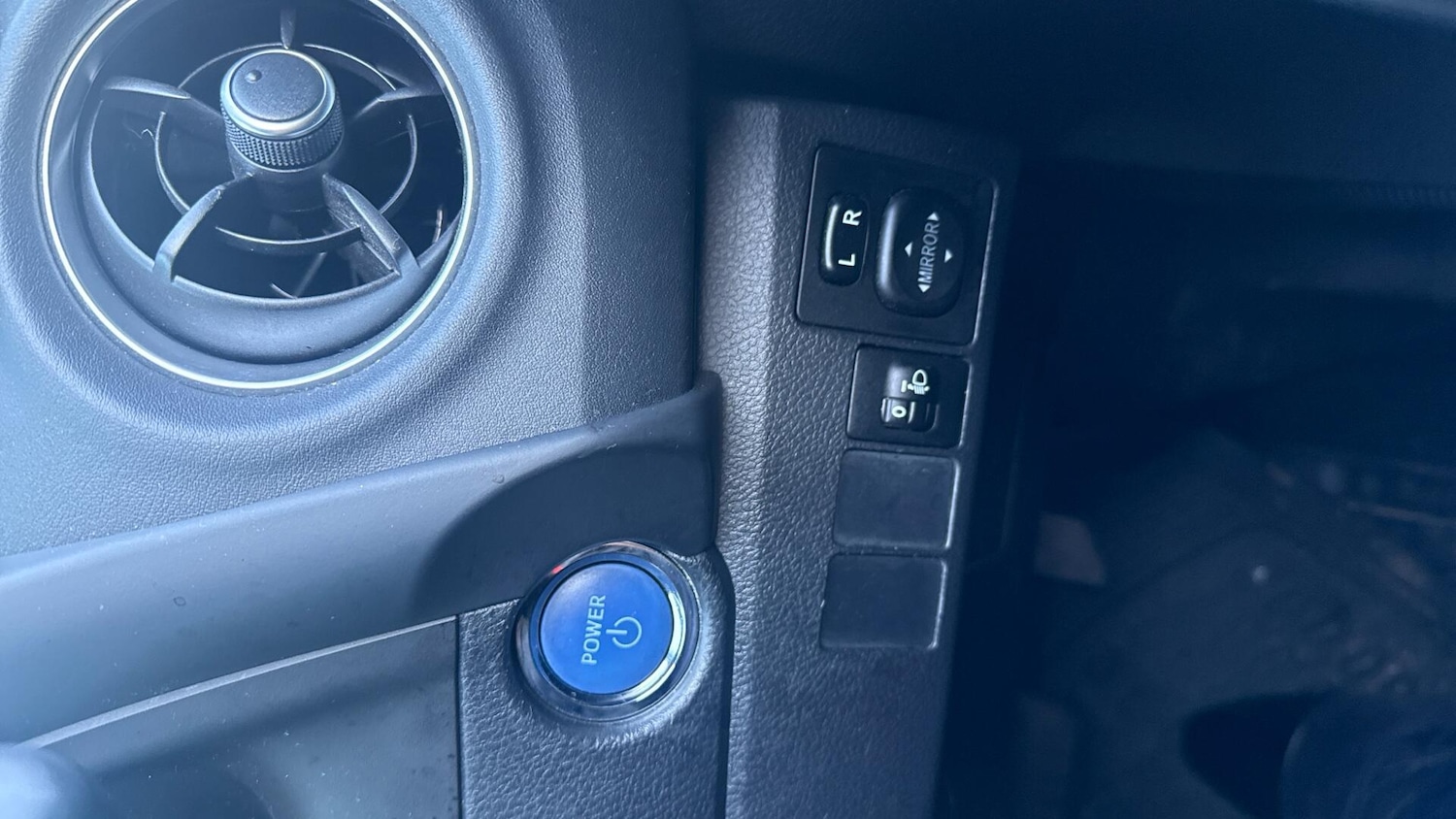 Used Toyota Auris 2016 for sale - 76856031: Photo 33