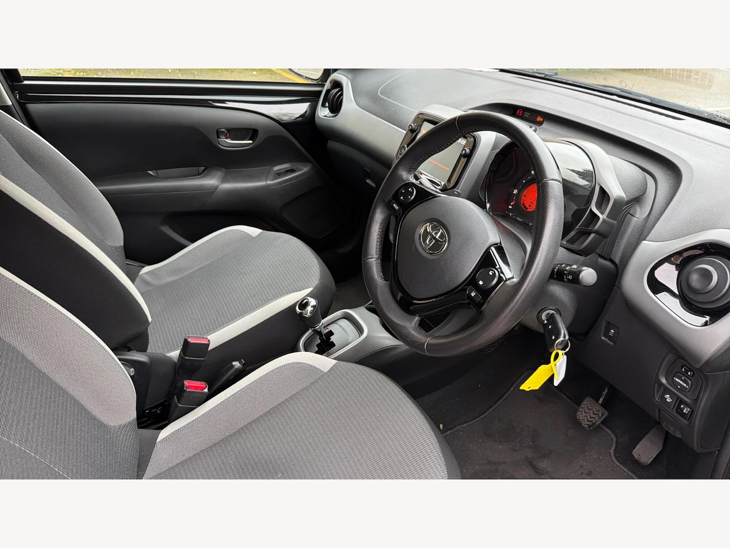 Used Toyota AYGO 2020 for sale - 77343979: Photo 13