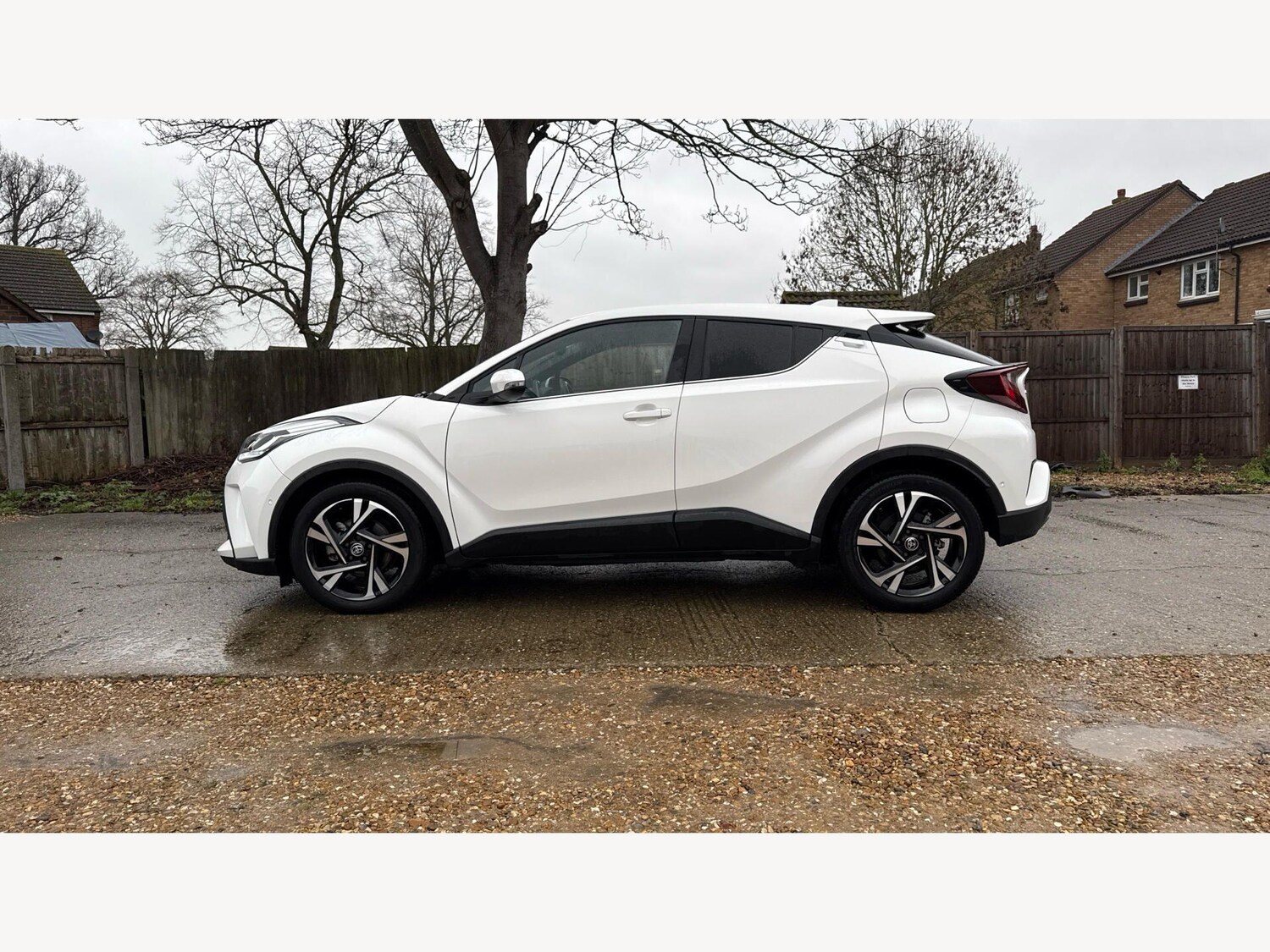 Used Toyota C-HR 2022 for sale - 78156996: Photo 19