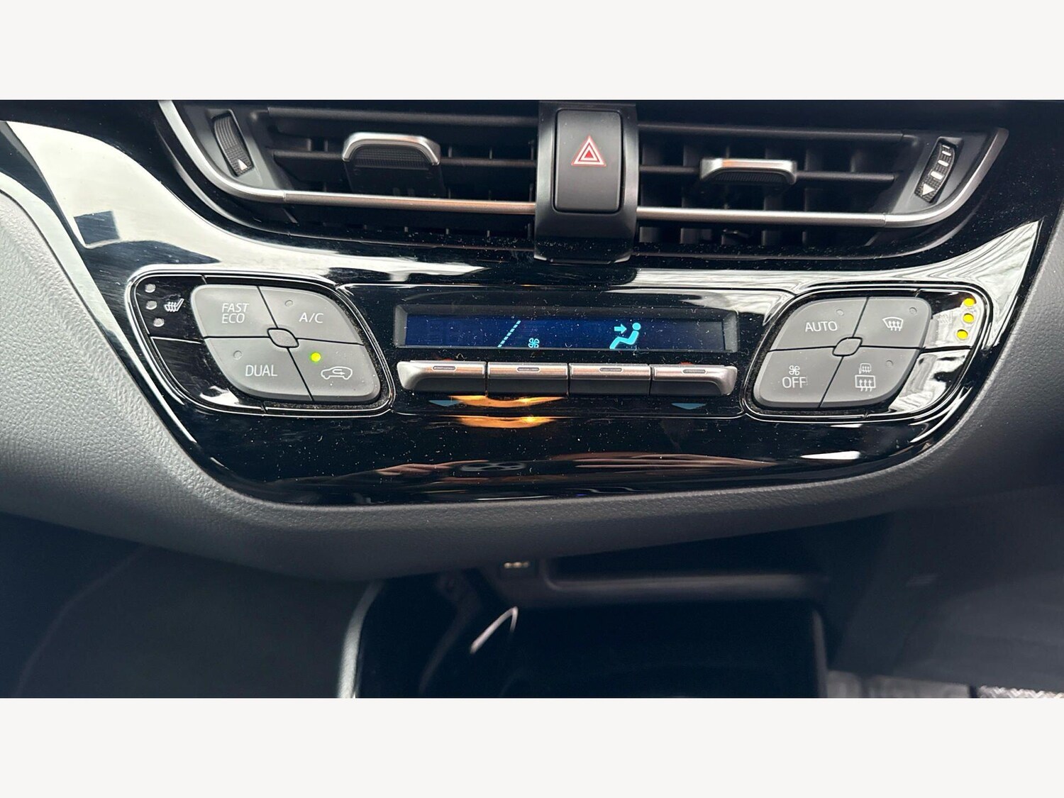 Used Toyota C-HR 2022 for sale - 78156996: Photo 38